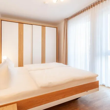 Strandlaeufer Mit Suedbalkon By Unsere Urlaubszeit アパート